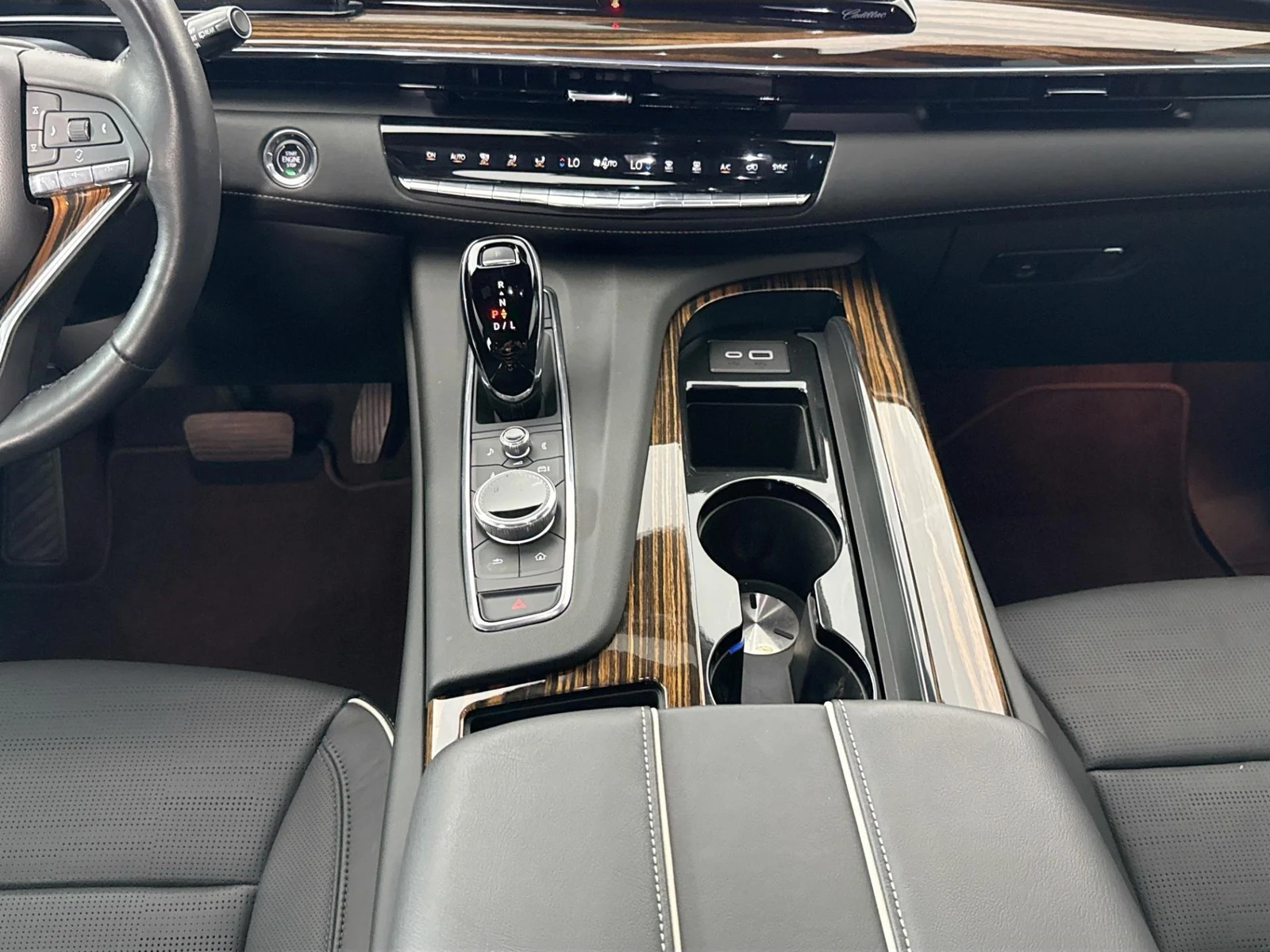 2023 Cadillac Escalade ESV Premium Luxury, 15/30
