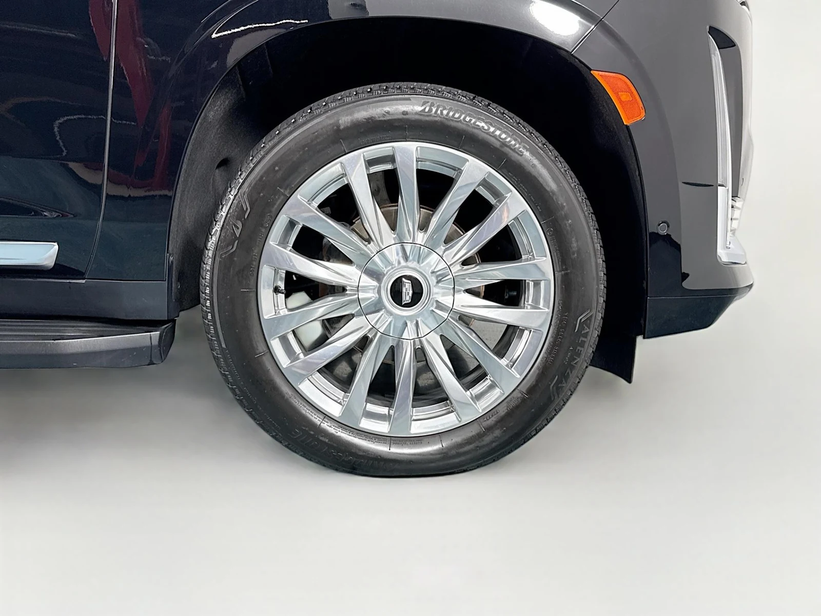 2023 Cadillac Escalade ESV Premium Luxury, 25/30