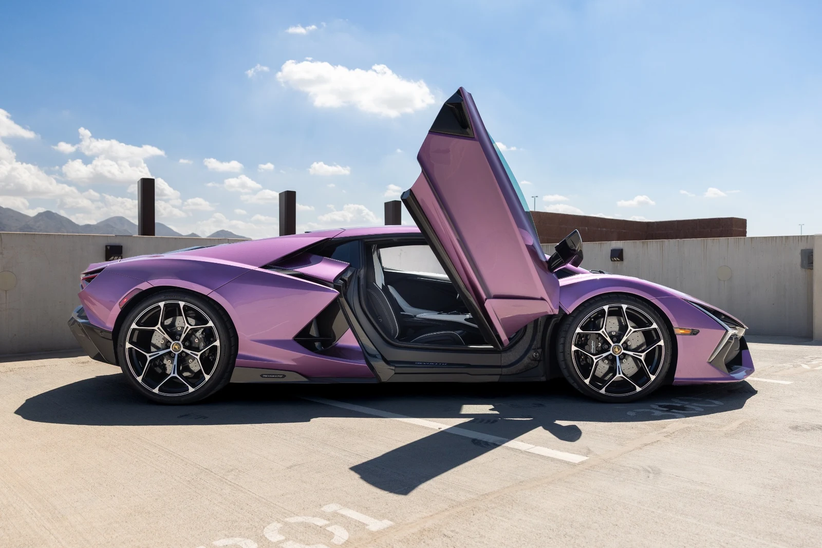2026 Lamborghini Revuelto, 4/30