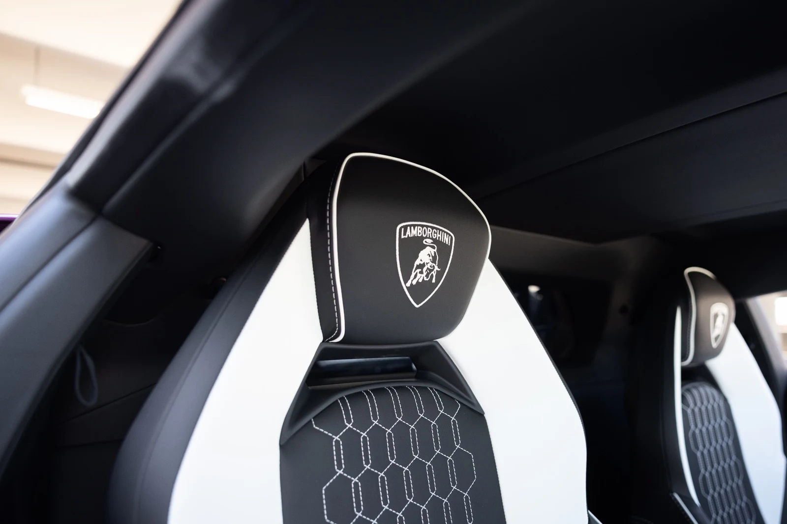 2026 Lamborghini Revuelto, 28/30
