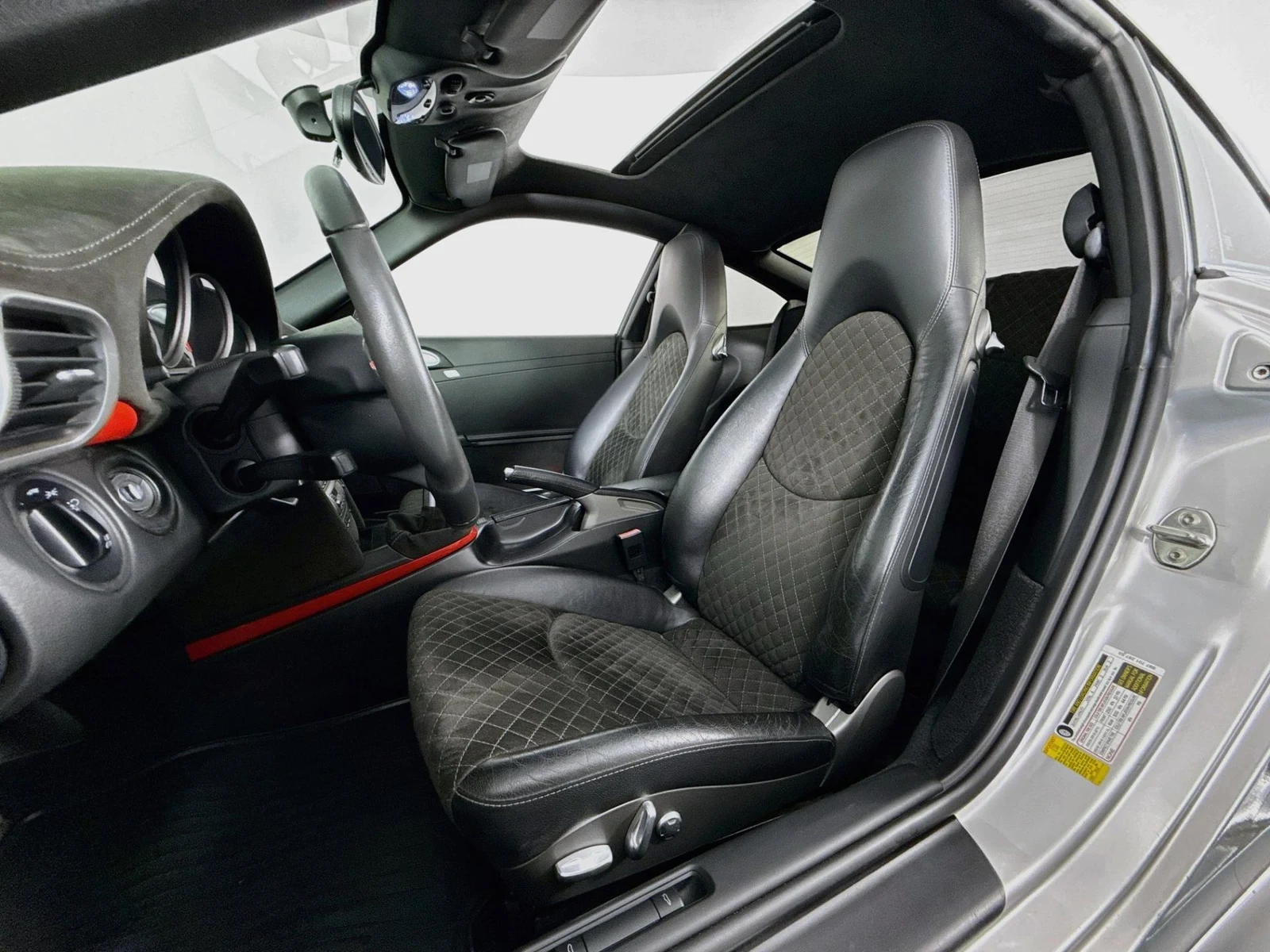2006 Porsche 911 (997.1) Carrera S, 5/30
