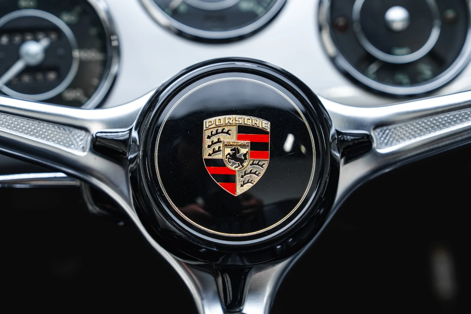 1961 Porsche 356B Roadster, 26/30