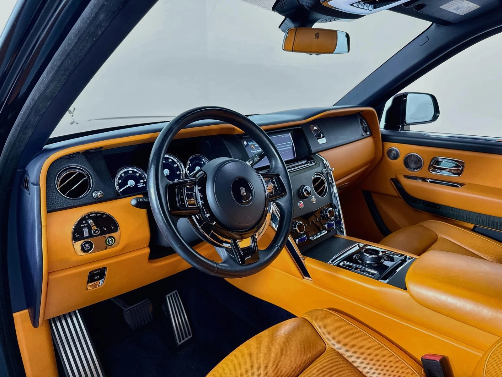 2020 Rolls-Royce Cullinan, 4/30