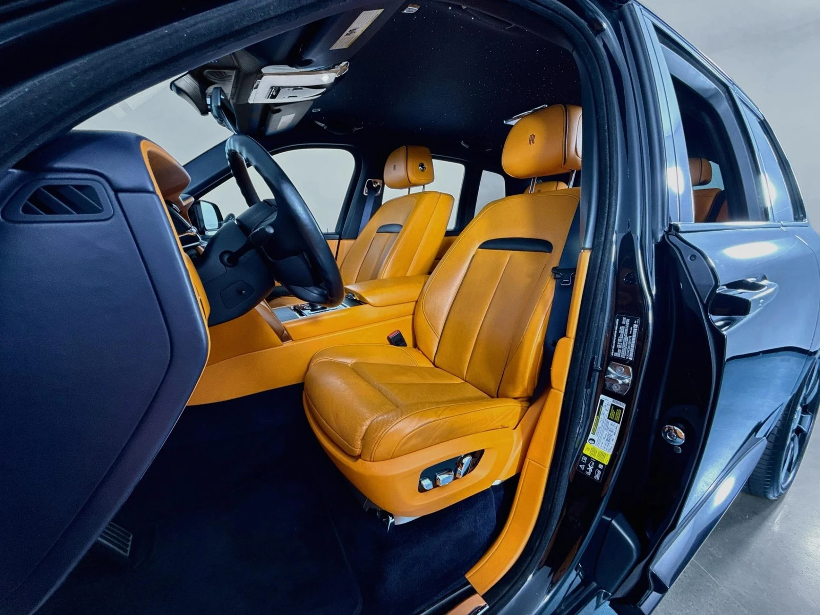 2020 Rolls-Royce Cullinan, 5/30