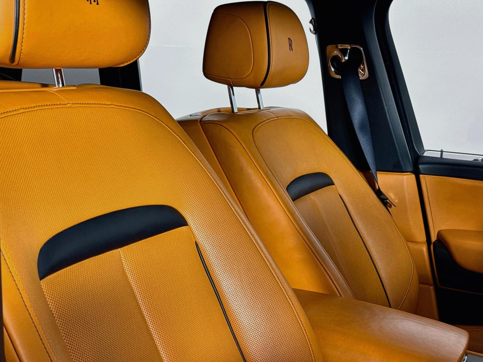 2020 Rolls-Royce Cullinan, 28/30
