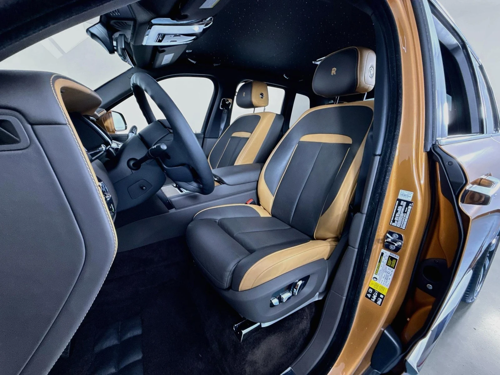2023 Rolls-Royce Cullinan, 5/30