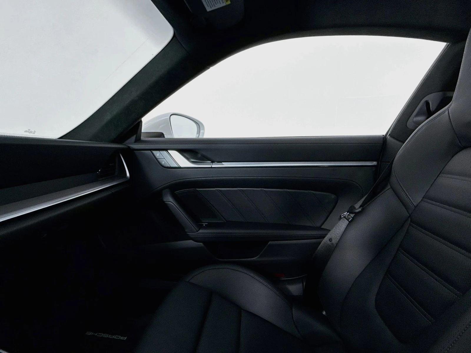 2024 Porsche 911 (992.1) Turbo S, 18/30