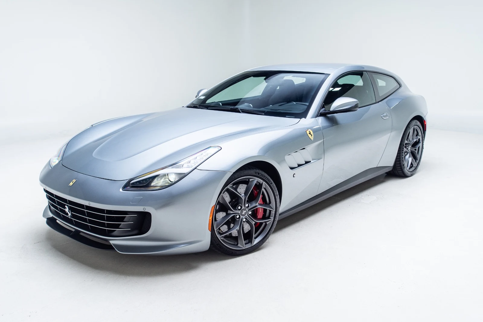 2018 Ferrari GTC4Lusso T, 7/30