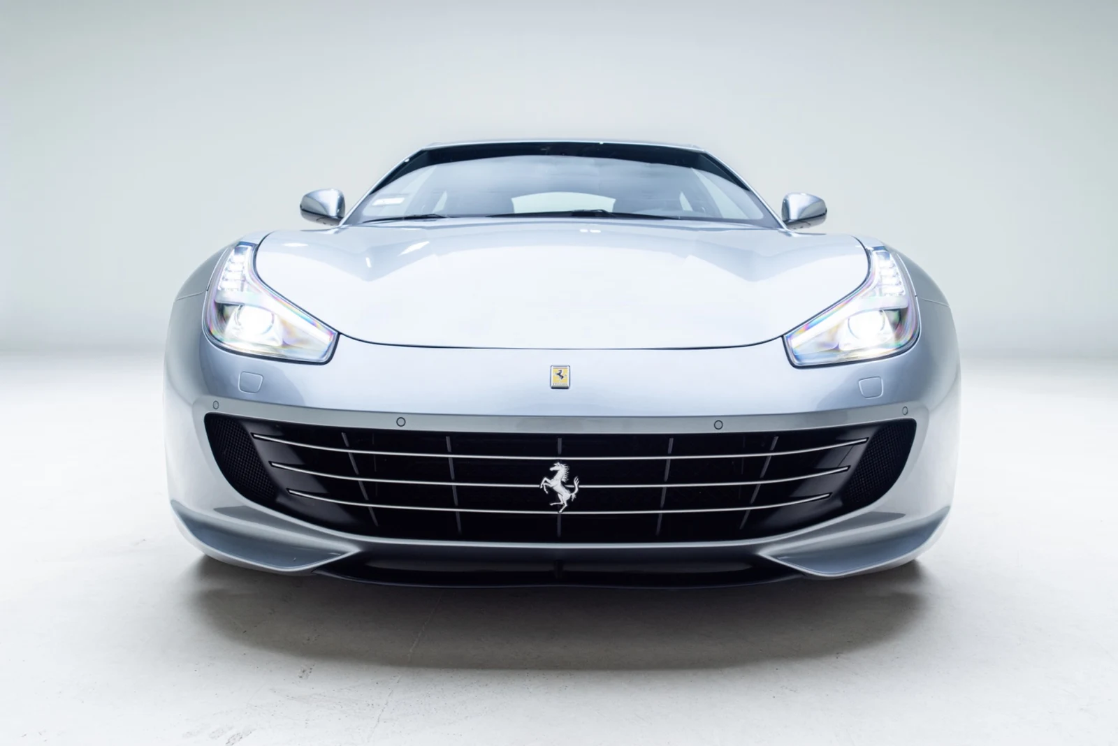 2018 Ferrari GTC4Lusso T, 8/30