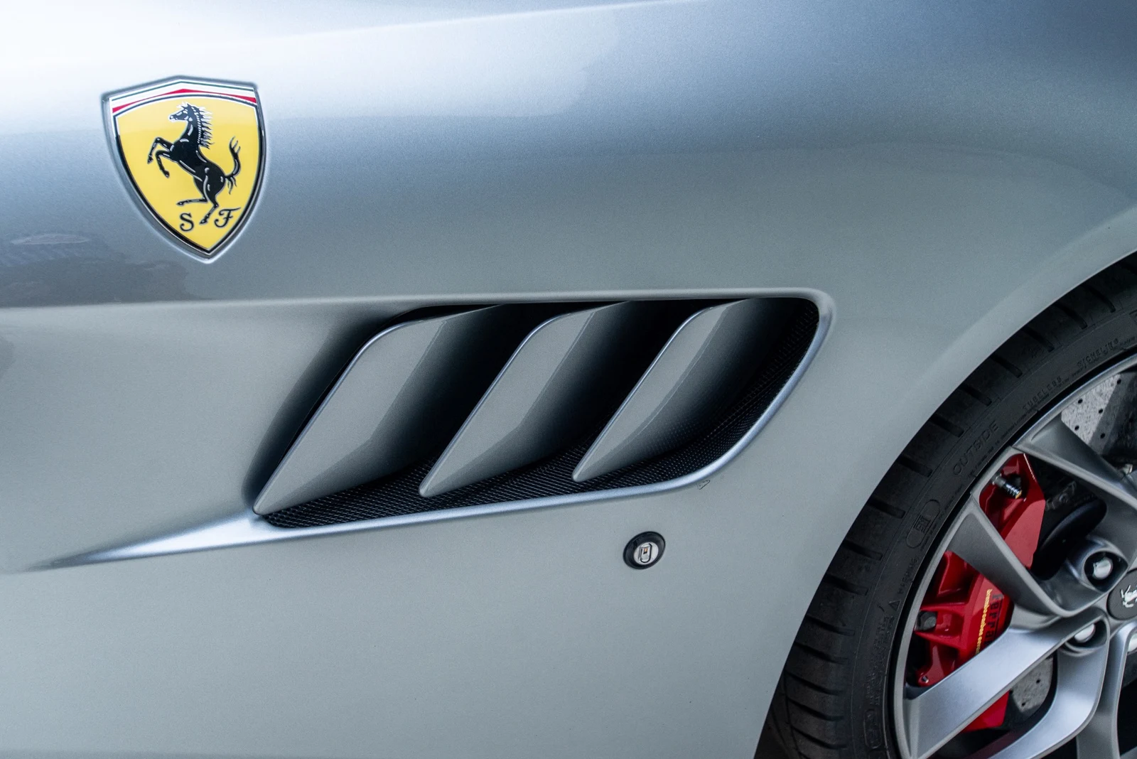 2018 Ferrari GTC4Lusso T, 27/30