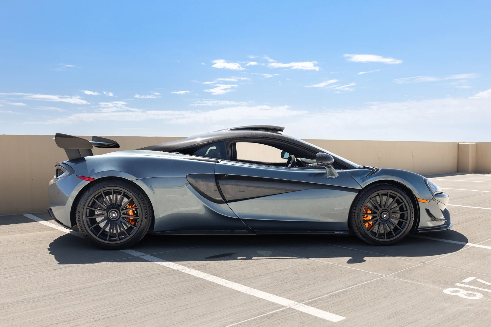 2020 McLaren 620R, 3/30