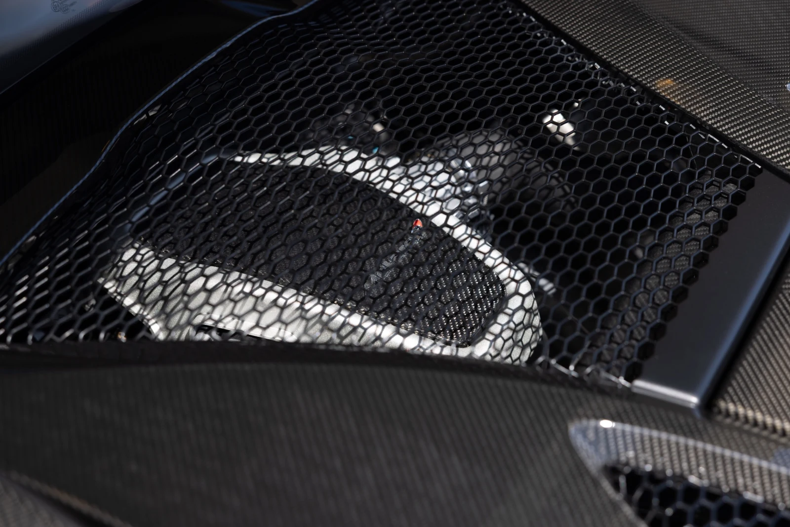 2020 McLaren 620R, 18/30