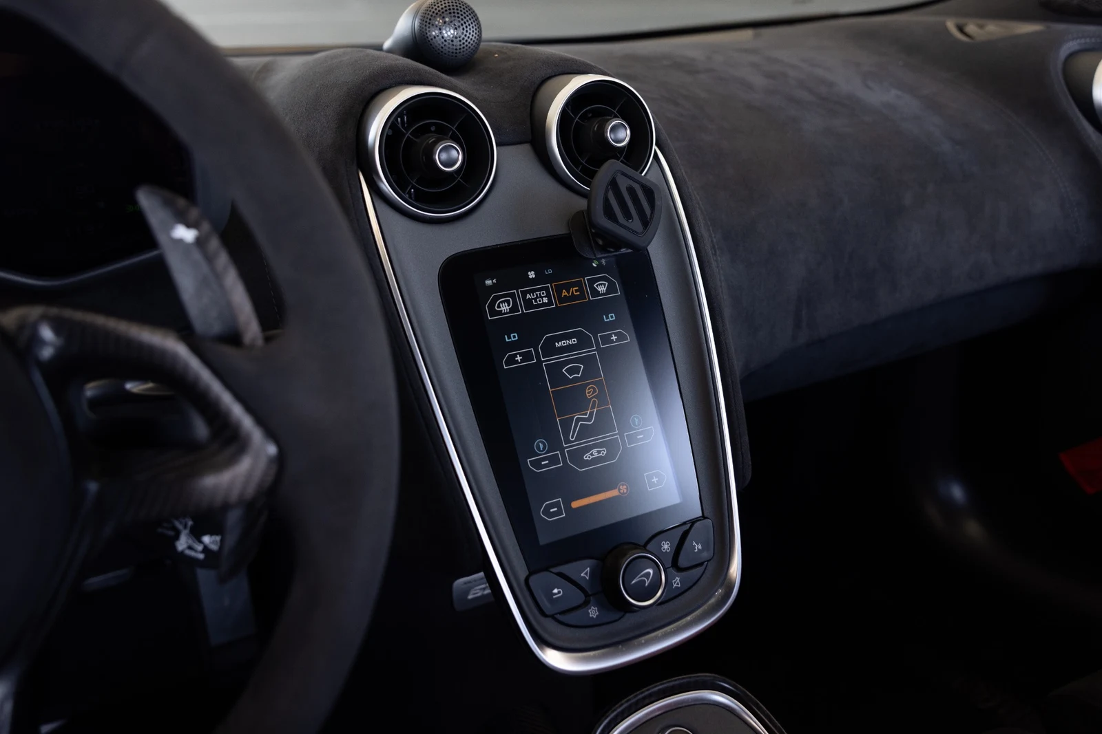 2020 McLaren 620R, 21/30