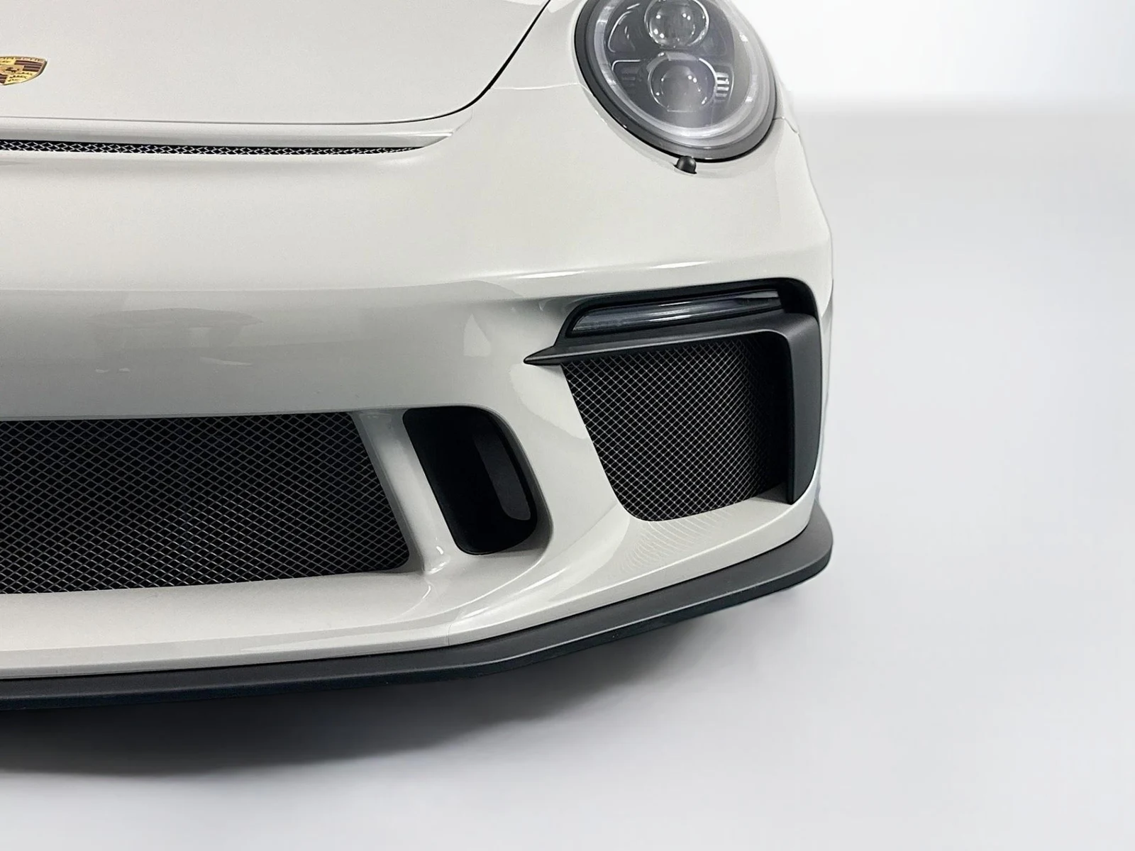 2018 Porsche 911 (991.2) GT3, 28/30