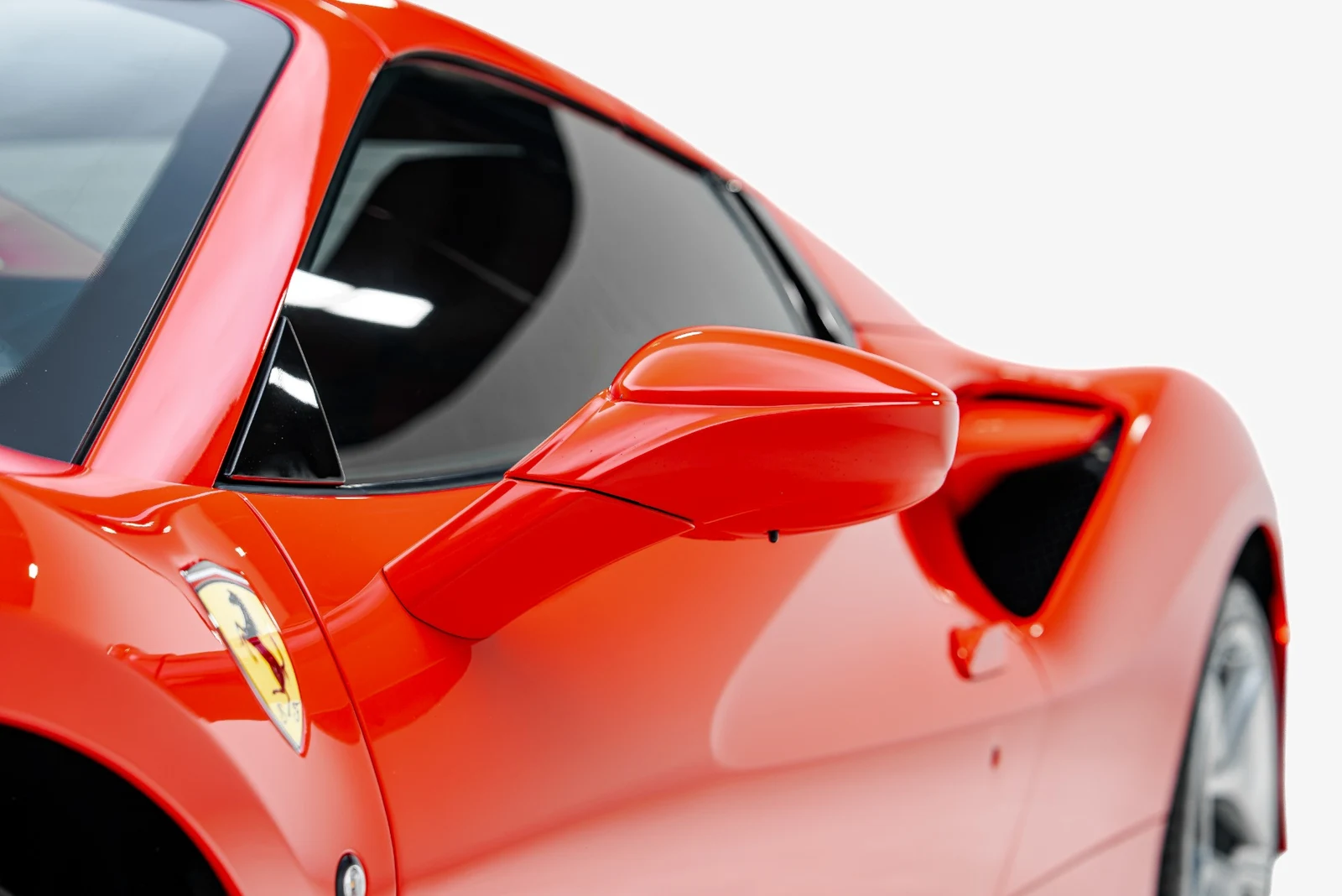 2022 Ferrari F8 Spider, 13/30
