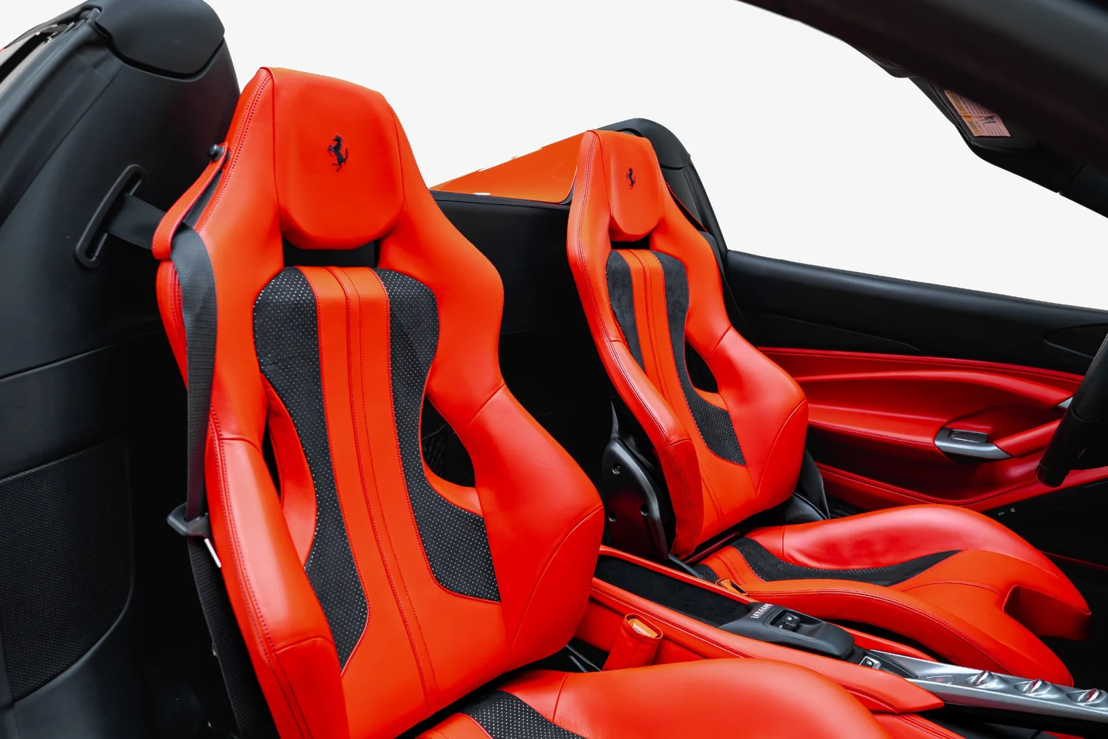 2022 Ferrari F8 Spider, 20/30
