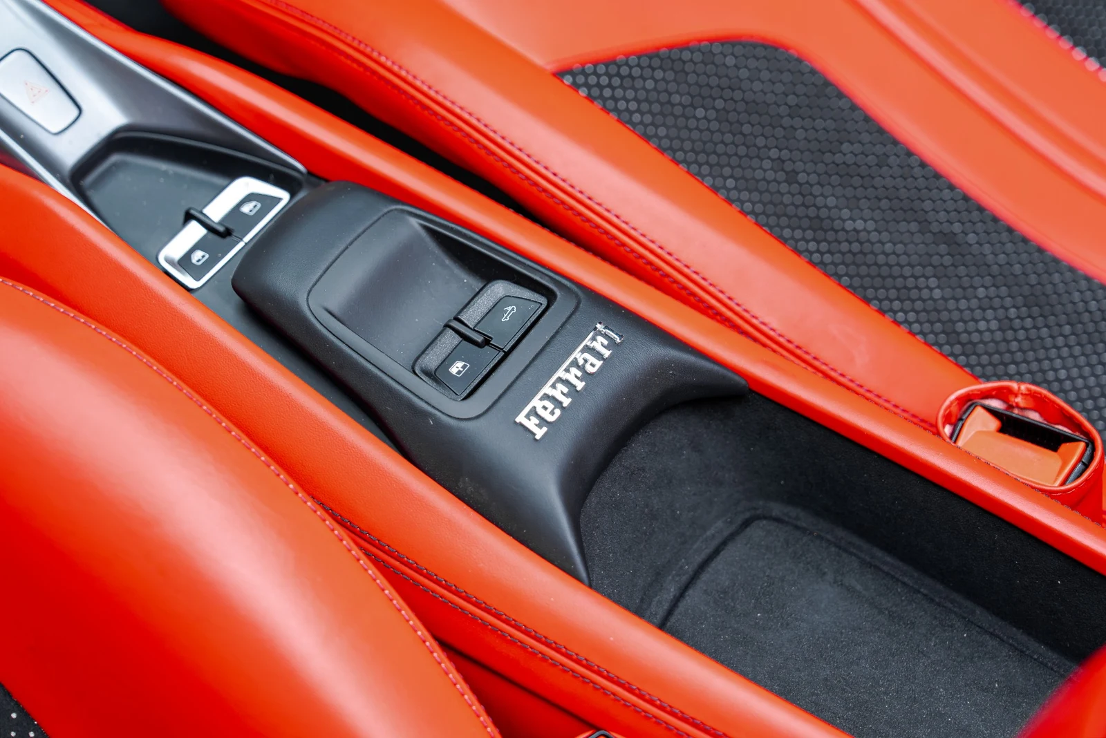 2022 Ferrari F8 Spider, 26/30