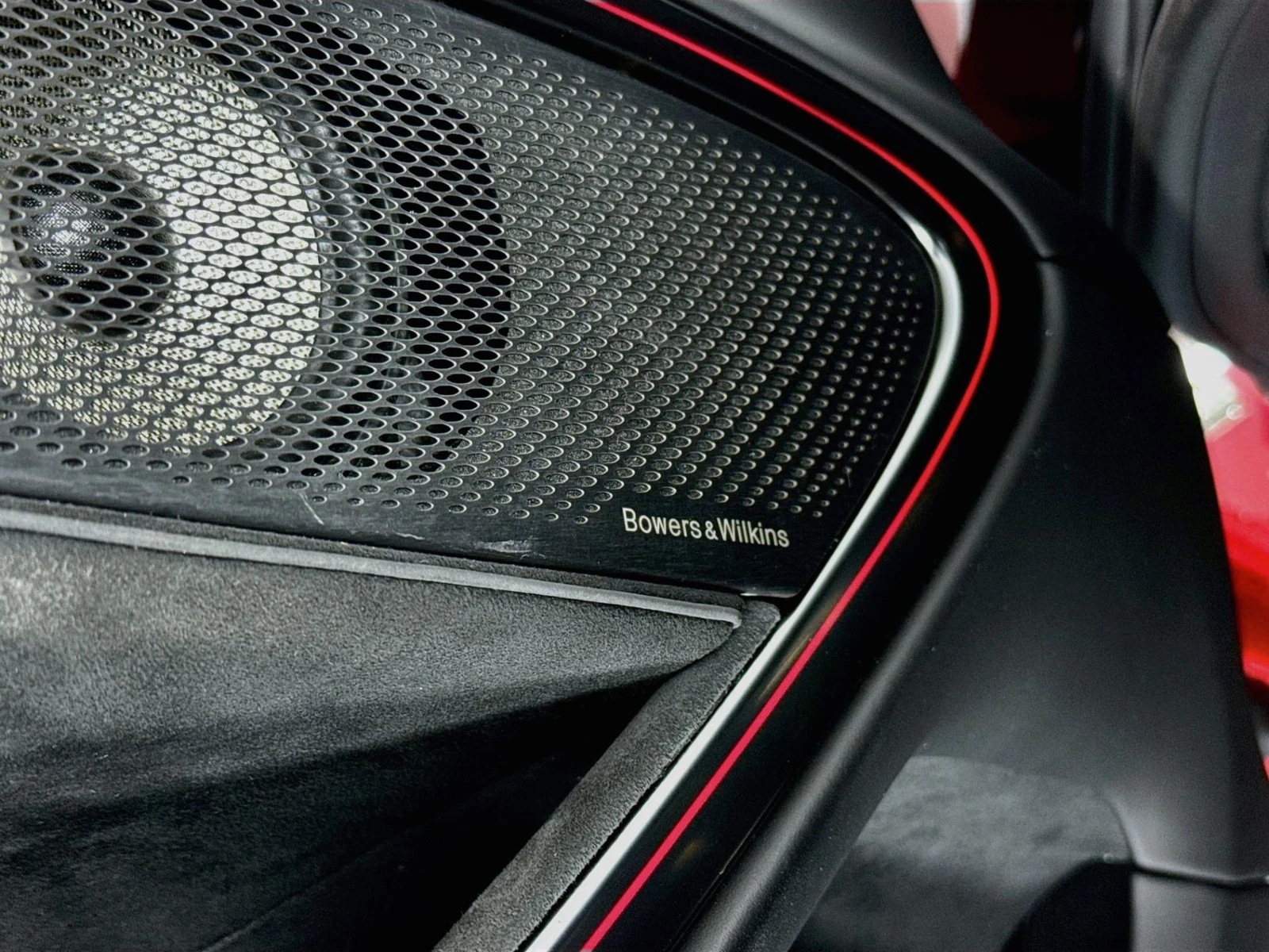 2024 McLaren Artura, 9/30