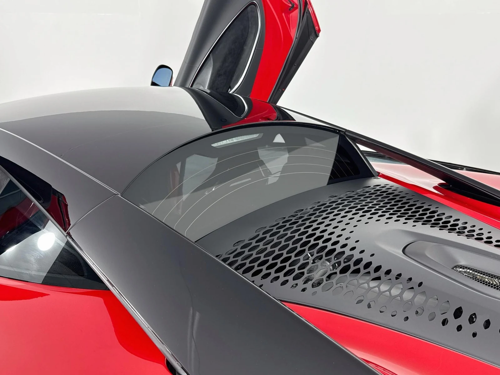 2024 McLaren Artura, 22/30