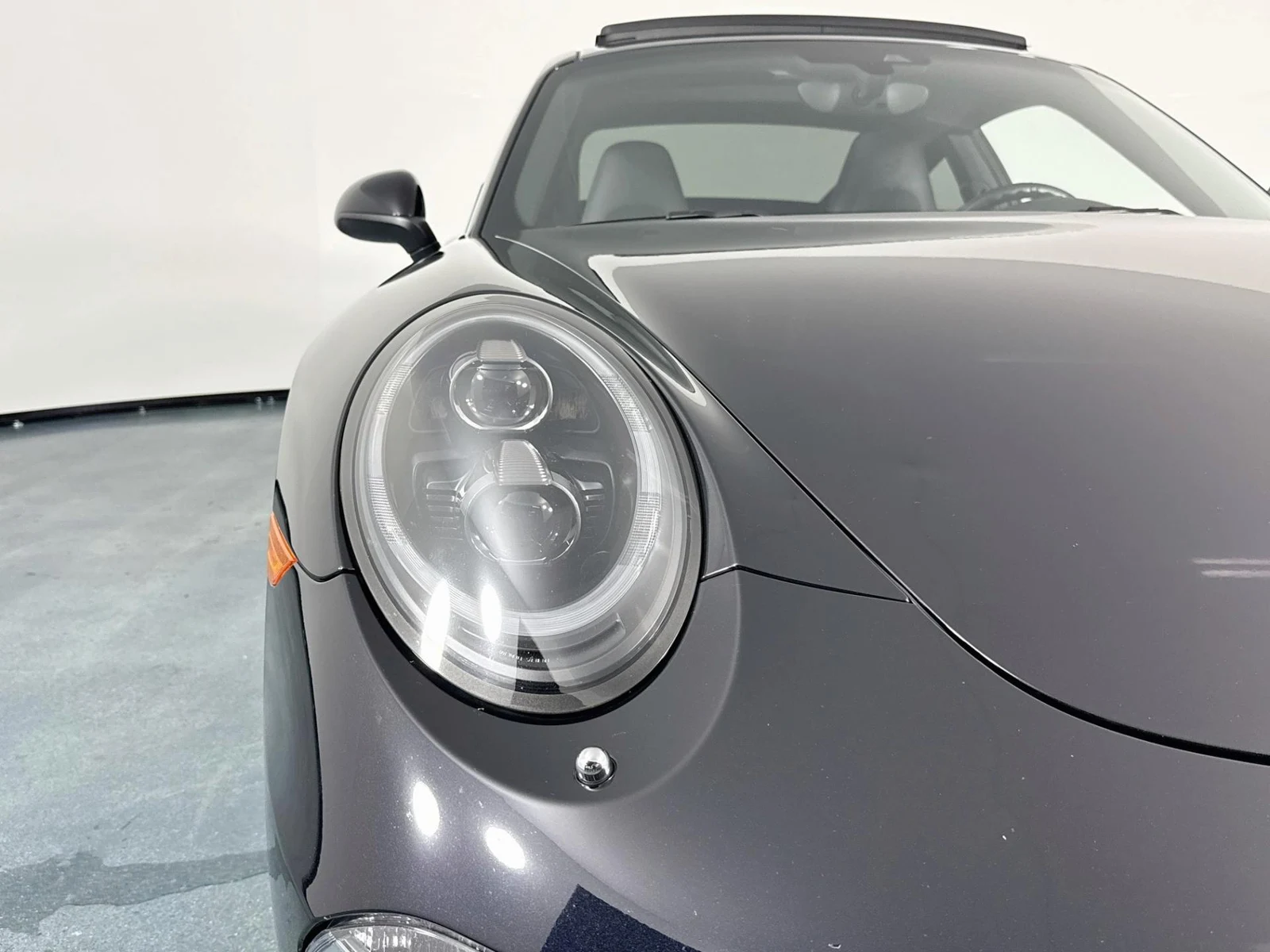 2016 Porsche 911 (991.1) Carrera Black Edition, 26/30