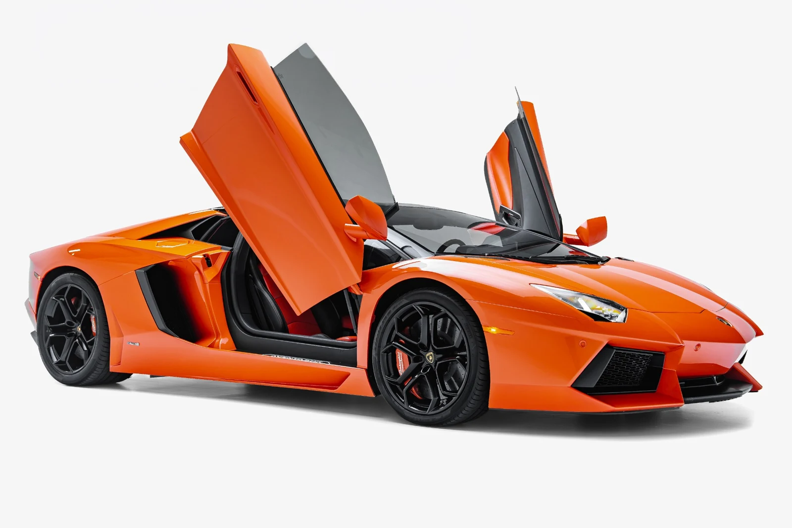 2014 Lamborghini Aventador LP700-4, 3/30