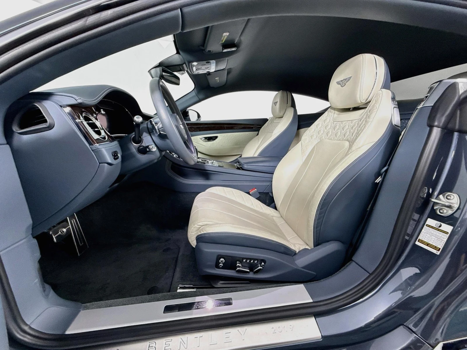 2020 Bentley Continental GT V8, 3/30