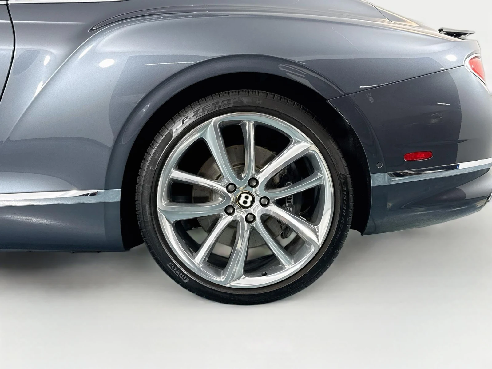 2020 Bentley Continental GT V8, 13/30