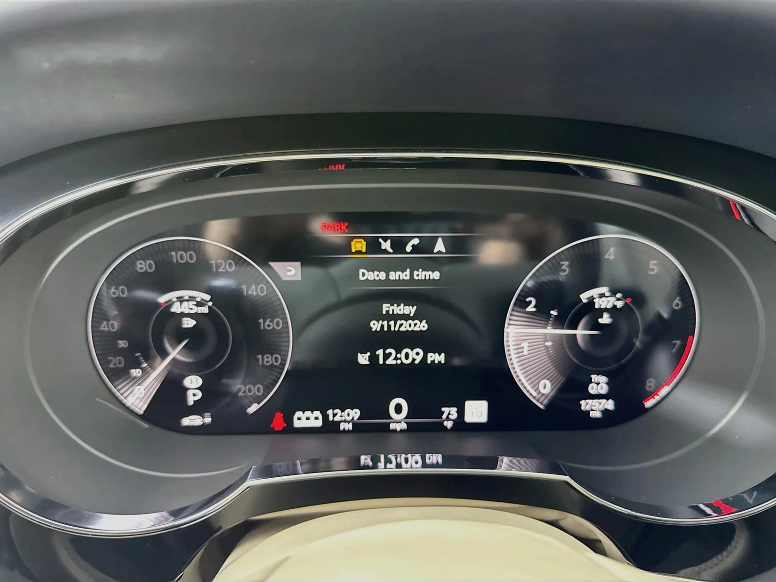 2023 Bentley Bentayga Azure V8, 6/30