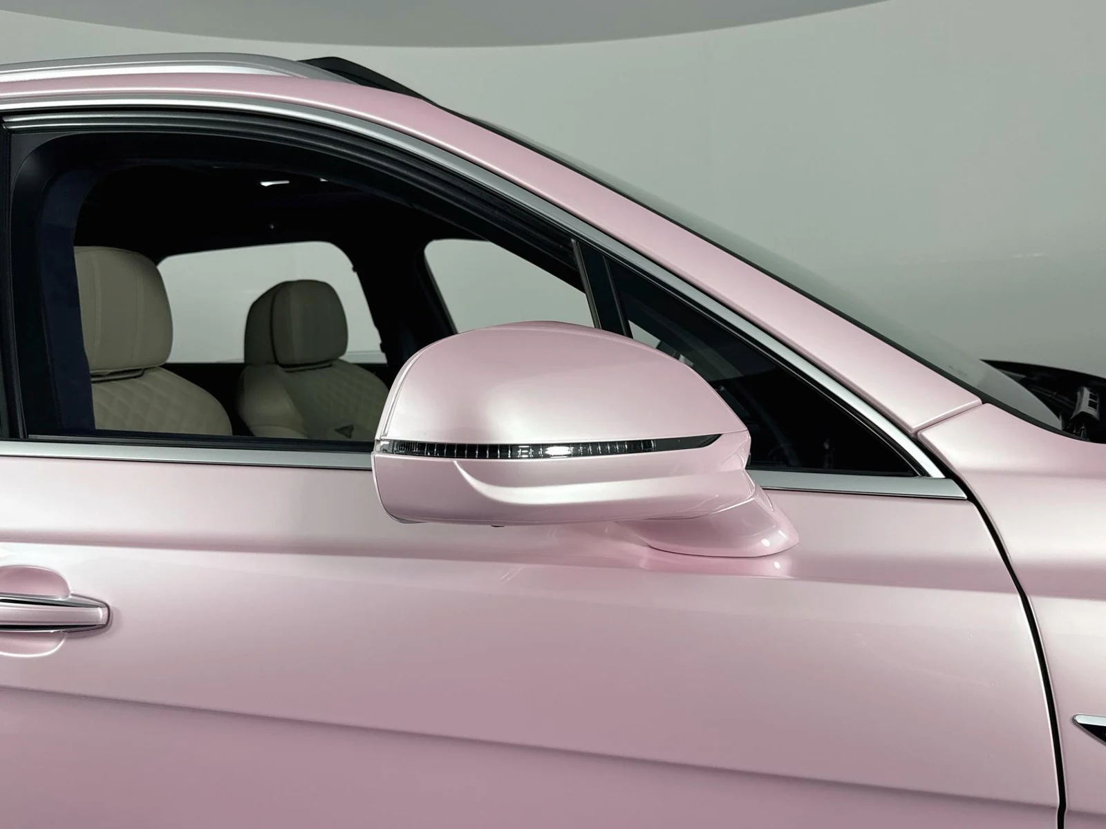 2023 Bentley Bentayga Azure V8, 25/30