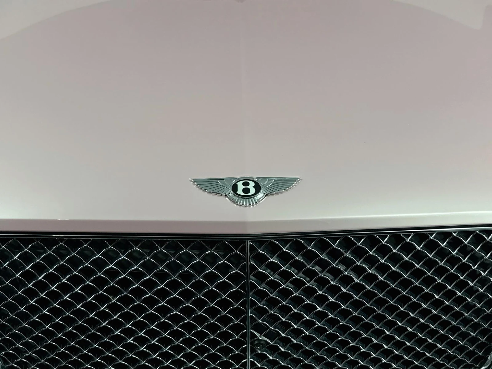 2023 Bentley Bentayga Azure V8, 27/30