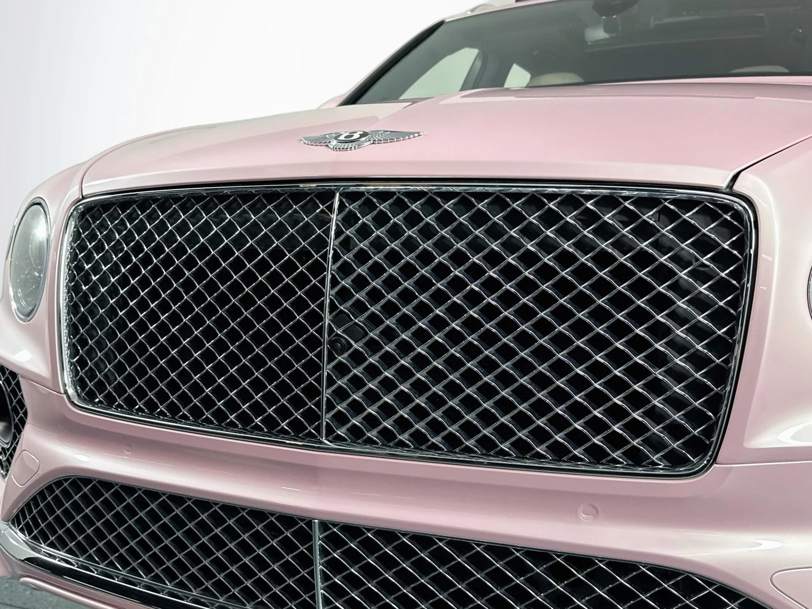 2023 Bentley Bentayga Azure V8, 28/30