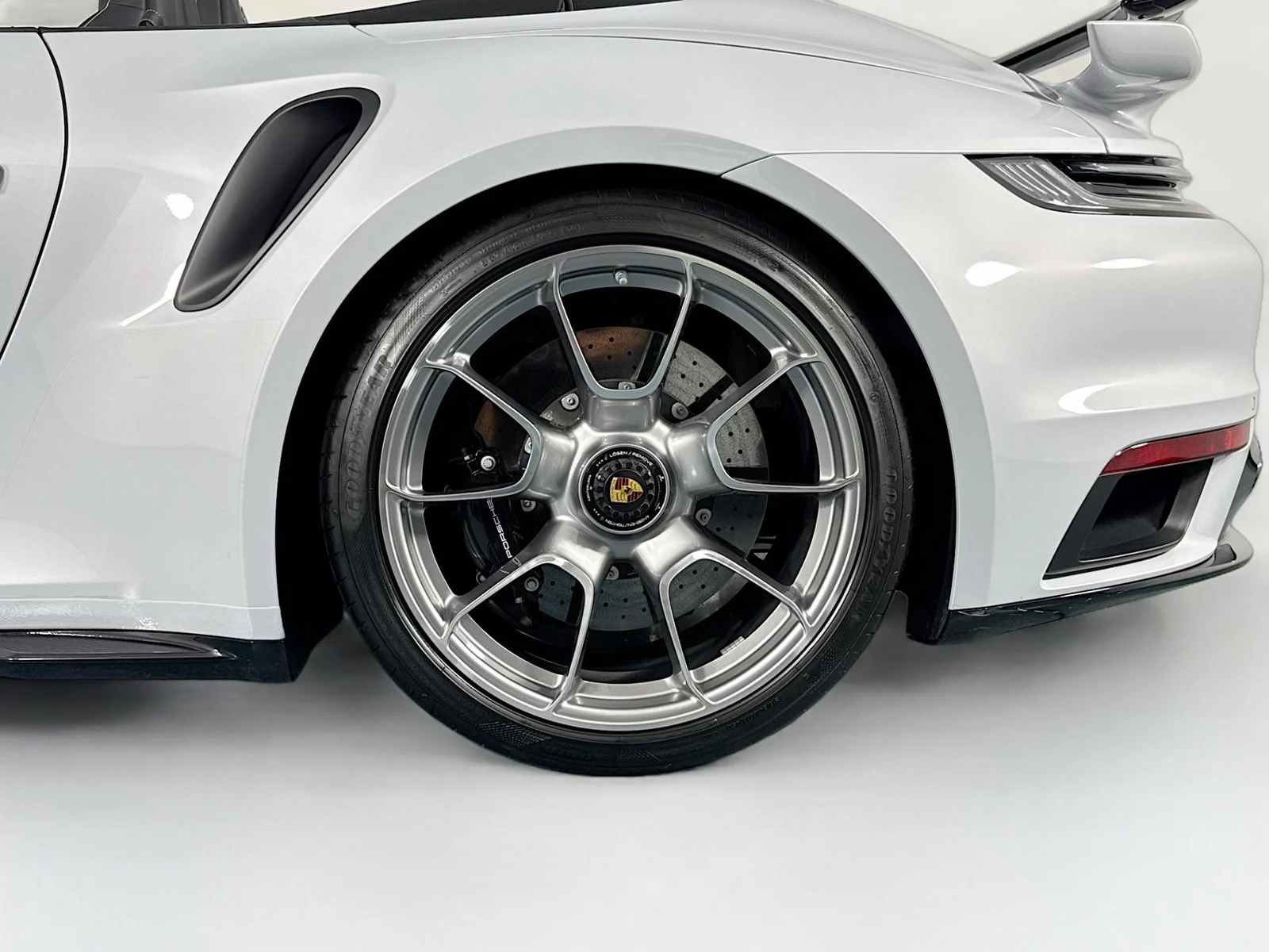 2025 Porsche 911 (992.1) Turbo S, 14/30