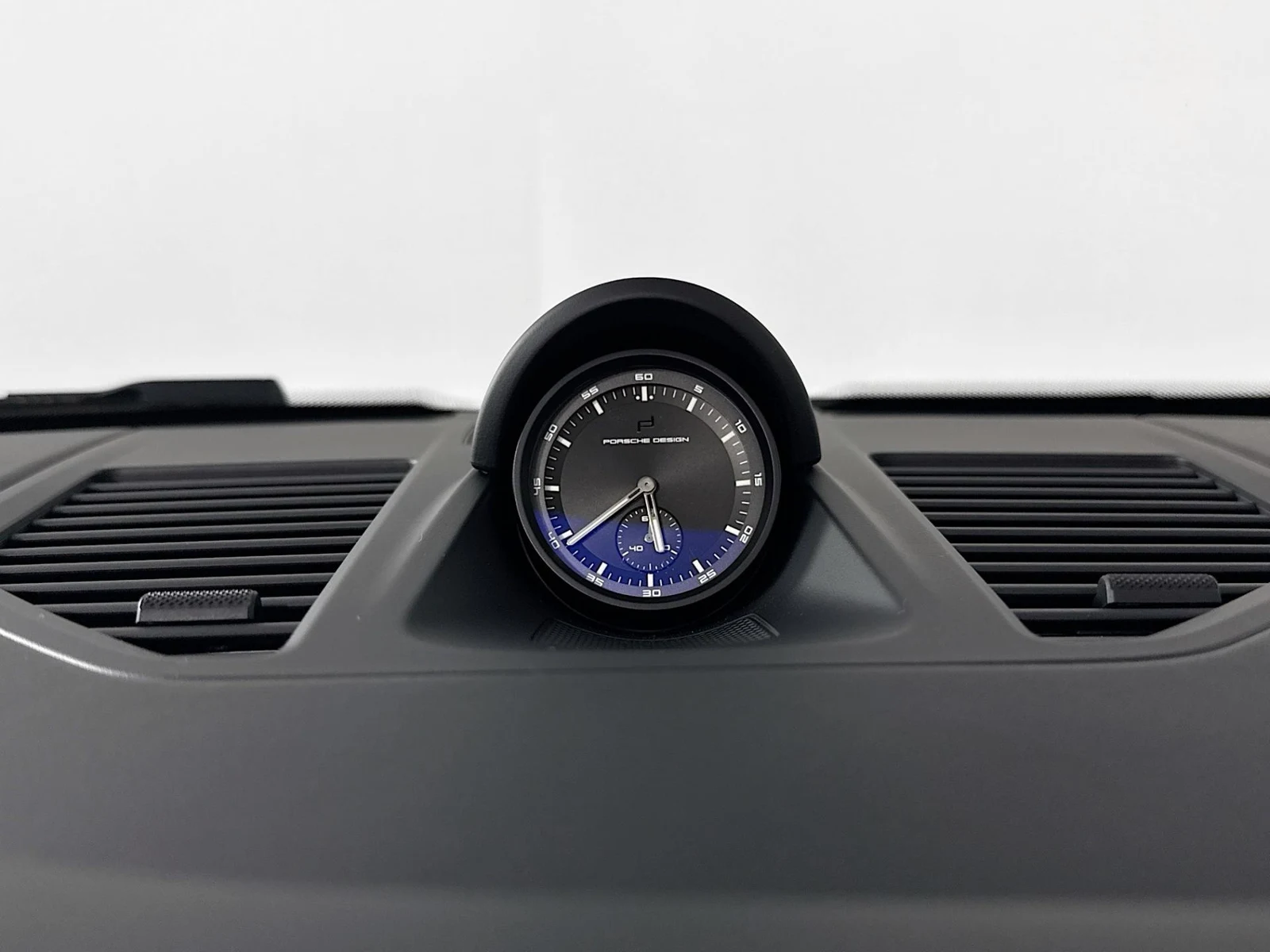 2025 Porsche 911 (992.1) Turbo S, 18/30