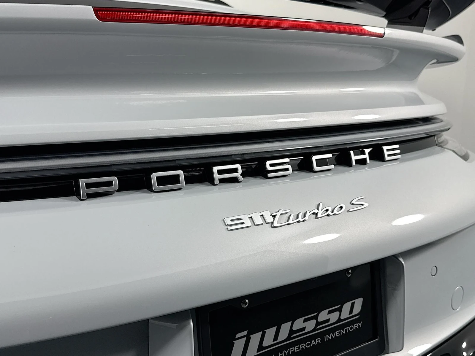 2025 Porsche 911 (992.1) Turbo S, 23/30