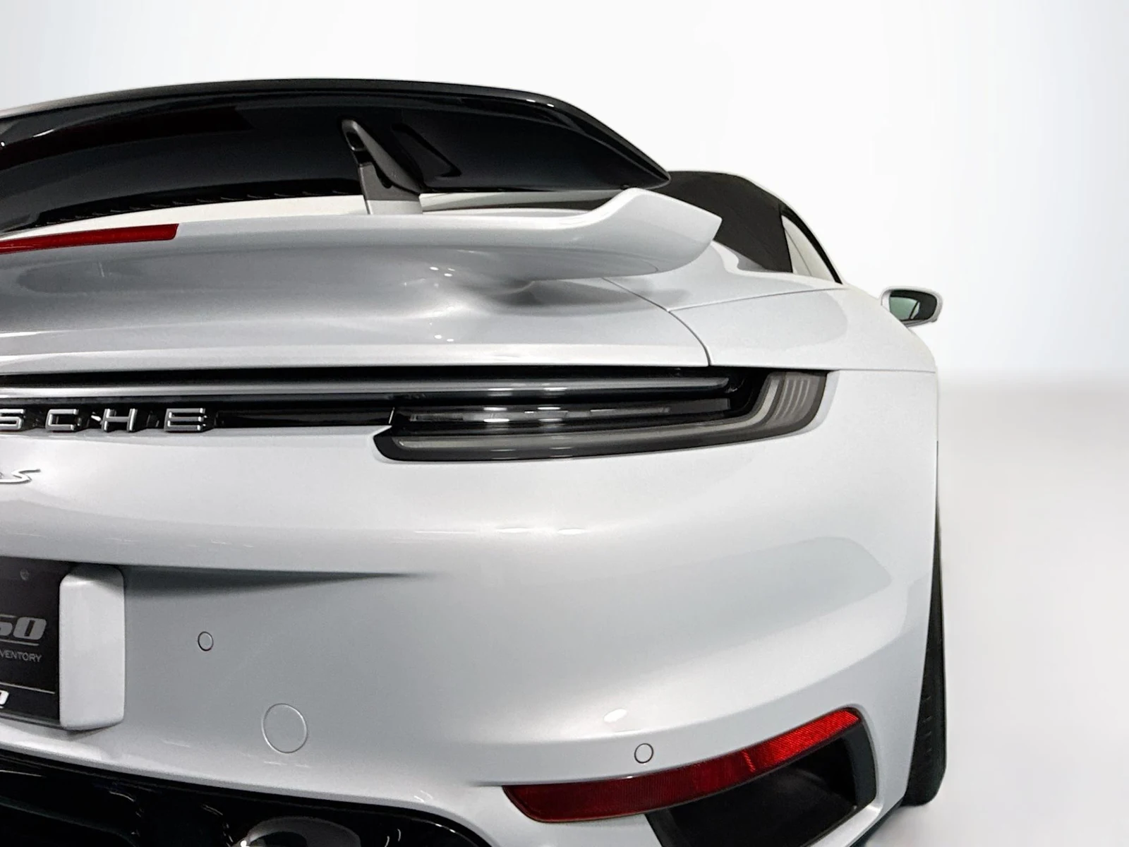2025 Porsche 911 (992.1) Turbo S, 24/30