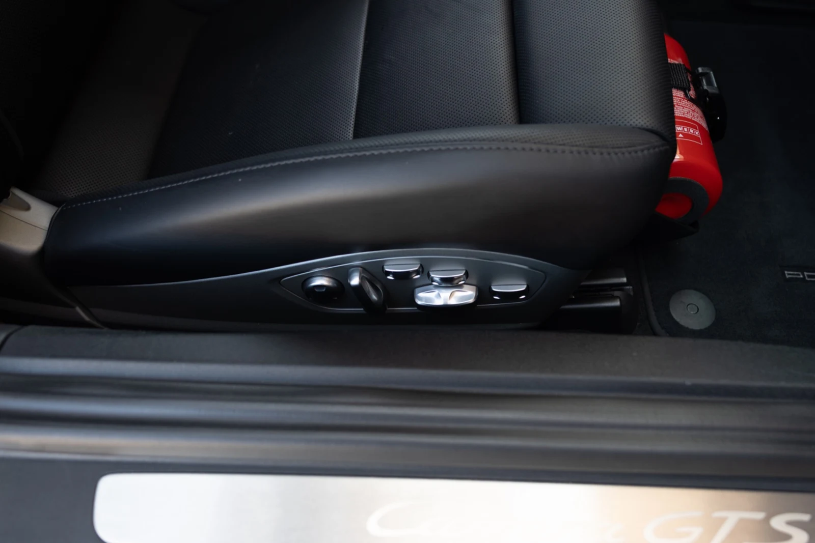2018 Porsche 911 (991.2) Carrera GTS, 22/30