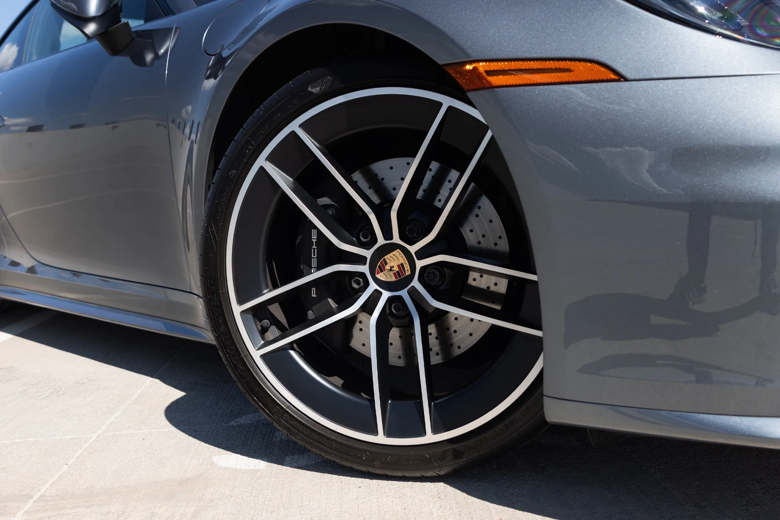 2025 Porsche 911 (992.2) Carrera T, 12/30