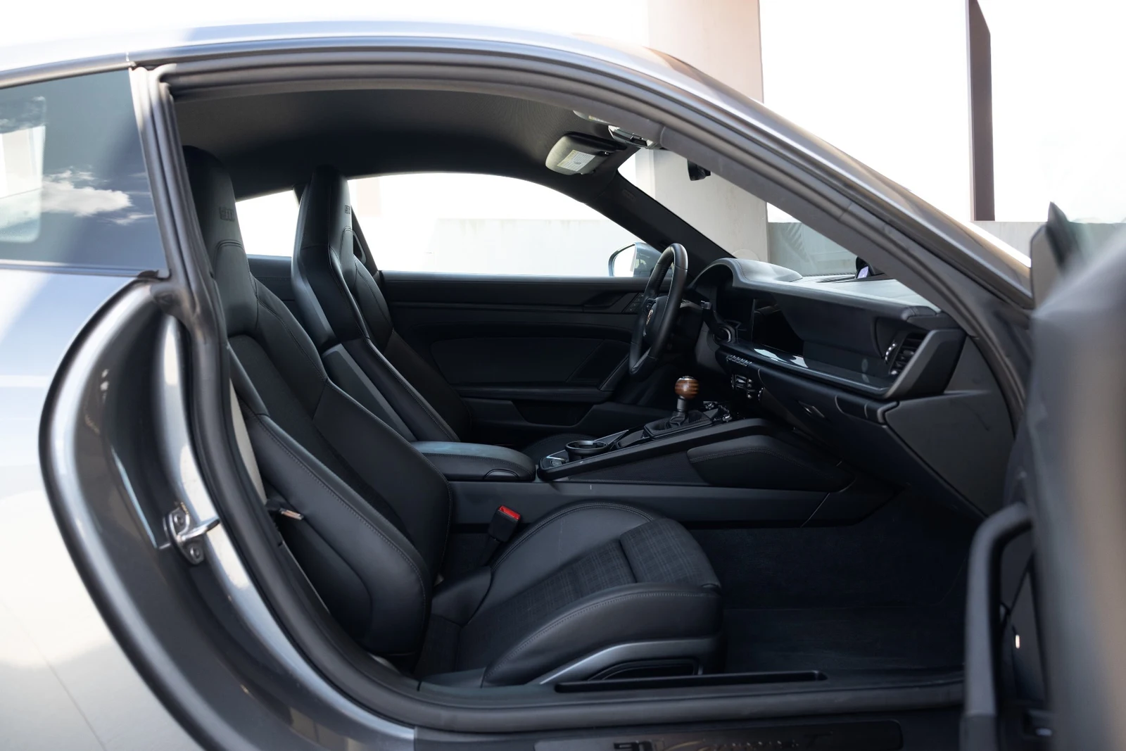 2025 Porsche 911 (992.2) Carrera T, 26/30