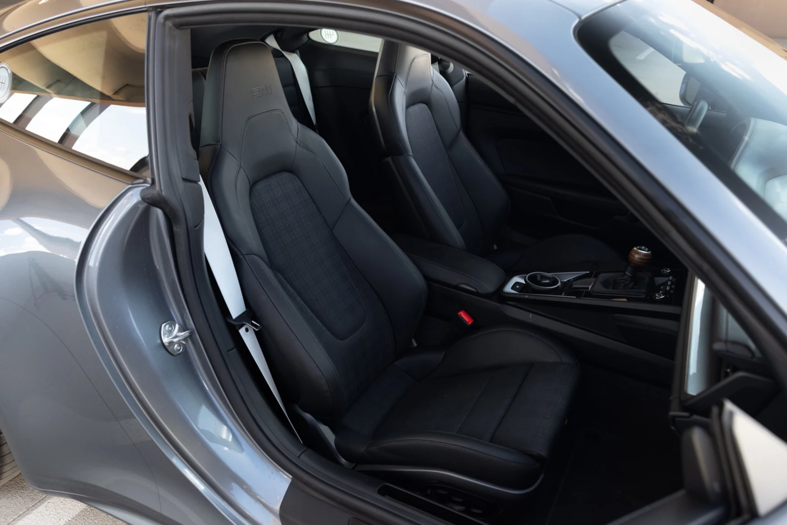 2025 Porsche 911 (992.2) Carrera T, 27/30