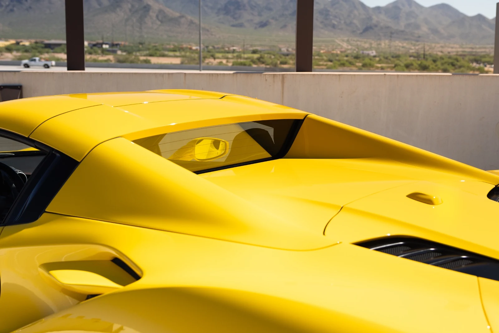 2022 Ferrari F8 Spider, 18/30