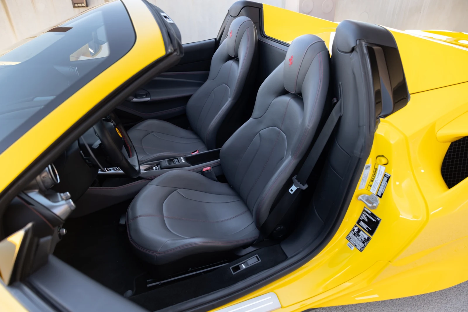 2022 Ferrari F8 Spider, 26/30