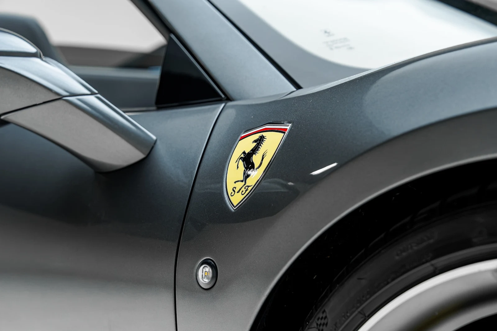 2022 Ferrari F8 Spider, 15/30