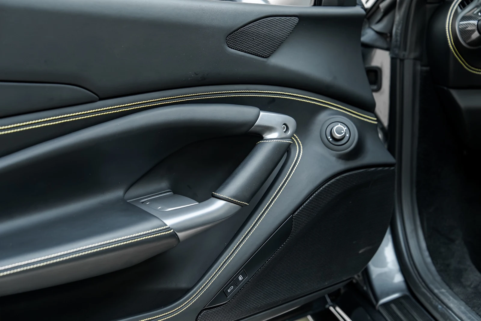 2022 Ferrari F8 Spider, 19/30