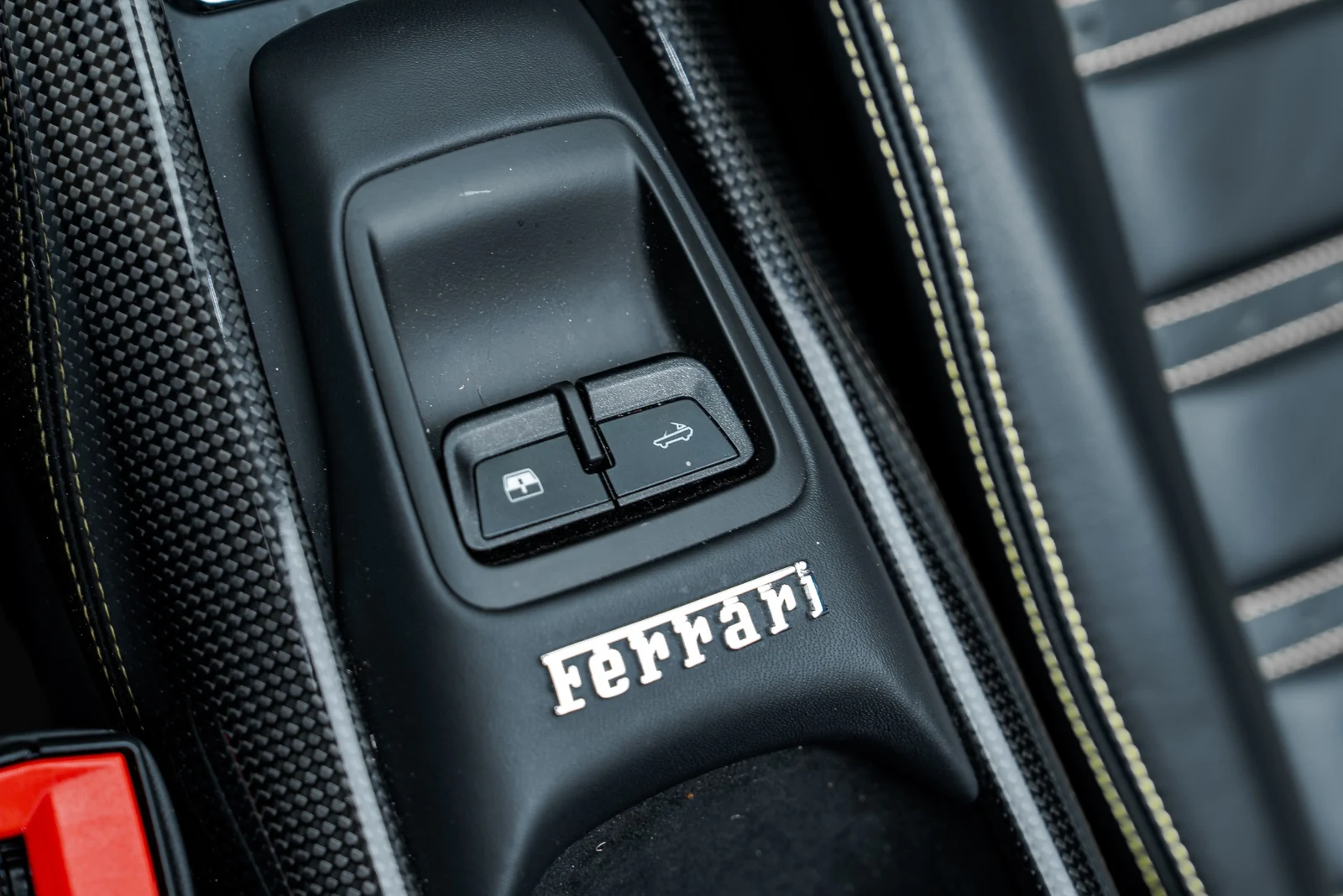 2022 Ferrari F8 Spider, 27/30