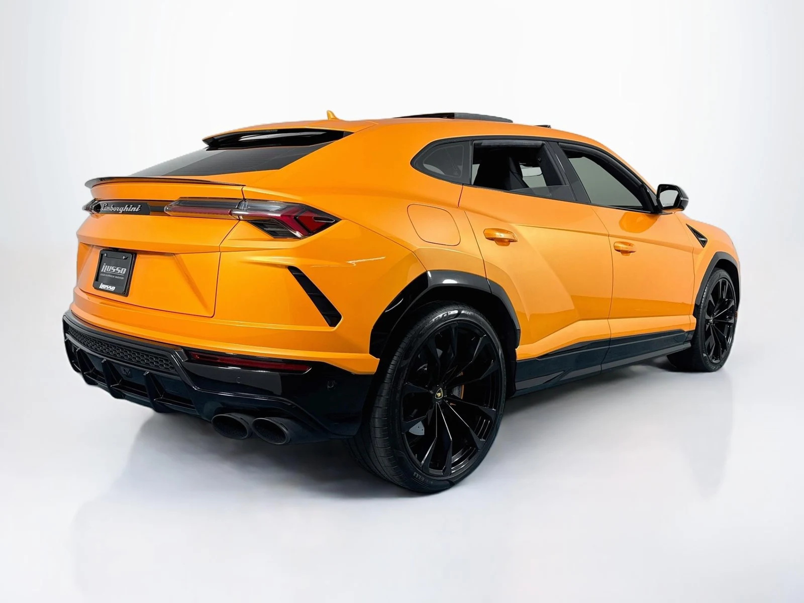 2022 Lamborghini Urus, 3/30