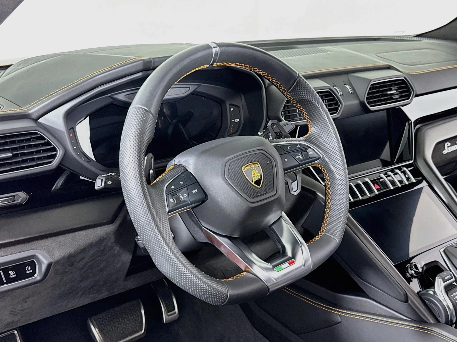 2022 Lamborghini Urus, 6/30