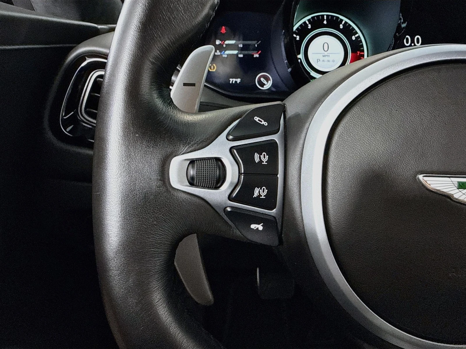 2020 Aston Martin Vantage, 19/30