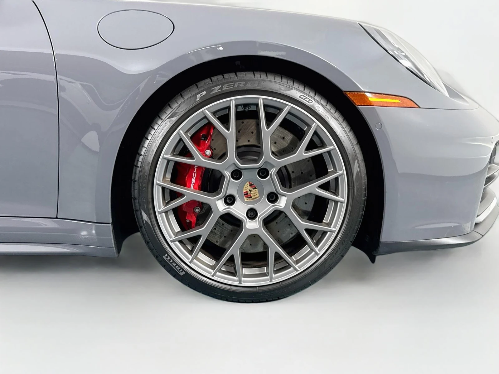 2025 Porsche 911 (992) Carrera S, 27/30