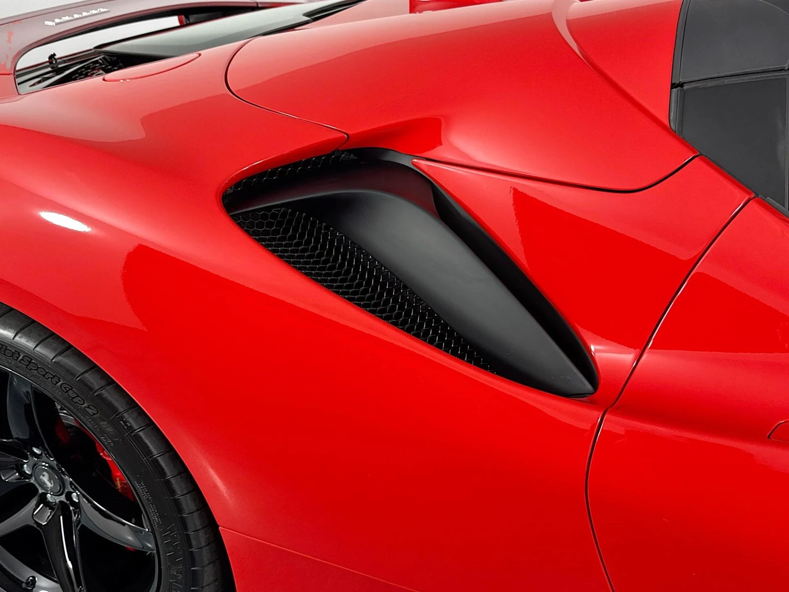 2025 Ferrari SF90 Spider, 24/30