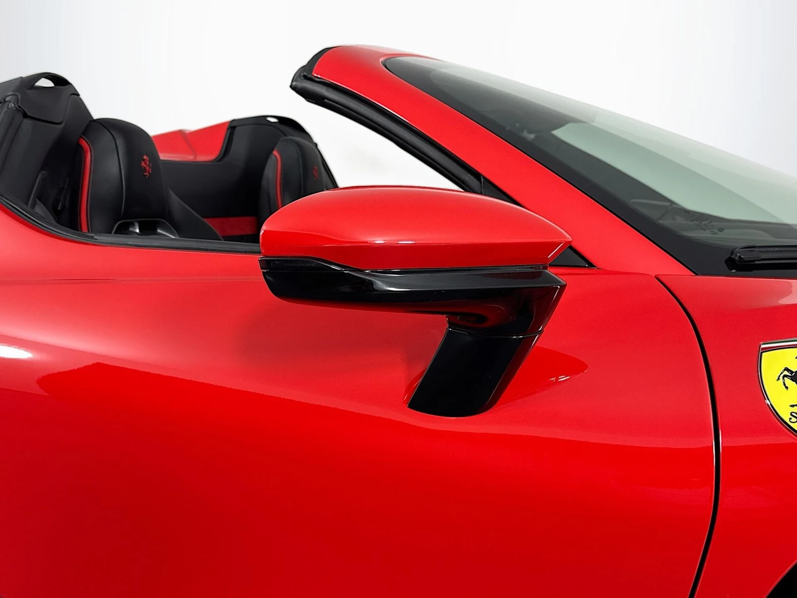 2025 Ferrari SF90 Spider, 25/30